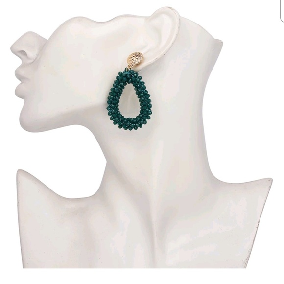 Handmade green crystal beaded earrings (2 options) - Picture 3 of 4